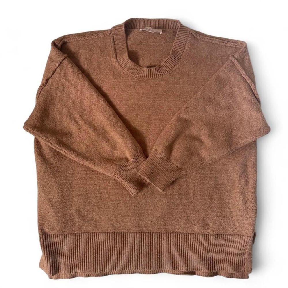 Philosophy soft and comfy oversized brown sweater size 2x but would fit smaller